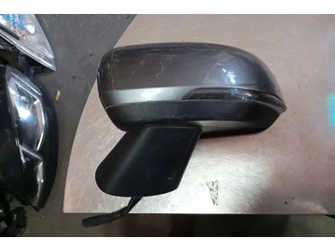 Καθρέπτης Εξωτερικός Αριστερός Ηλεκτρικός Θερμαινόμενος Με Φλας 8pin Με Κομμένη Φίσα  για VOLVO V60 (2018 - ) S-Wagon - 5dr , XC40 (2018 - ) SUV- ΕΚΤΟΣ ΔΡΟΜΟΥ - 5dr , S90 (2017 - 2025) Sedan 4dr , S60 (2019 - ) Sedan - 4dr  - 