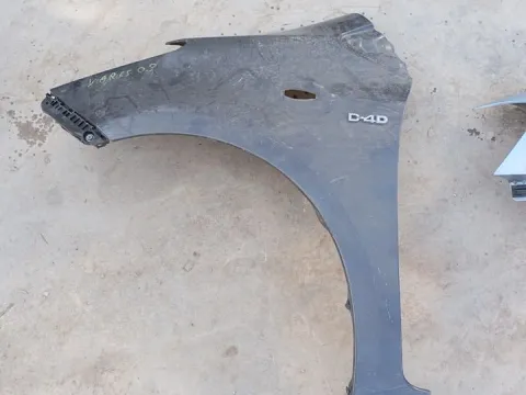 Φτερό Εμπρός Αριστερό για TOYOTA YARIS (2006 - 2009) (KL9) , (2009 - 2012) (XP90) 