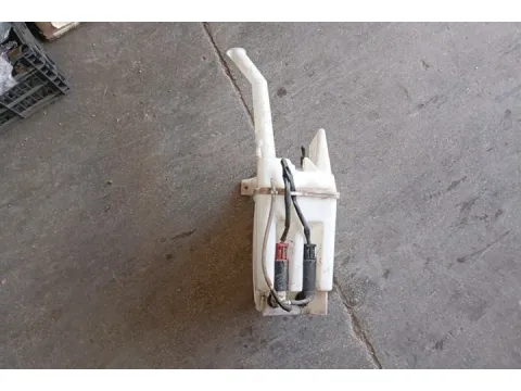 Δοχείο Υαλοκαθαριστήρων Με Μοτέρ για TOYOTA COROLLA (2000 - 2002) (ZE111) , (2002 - 2004) (E120)  - 