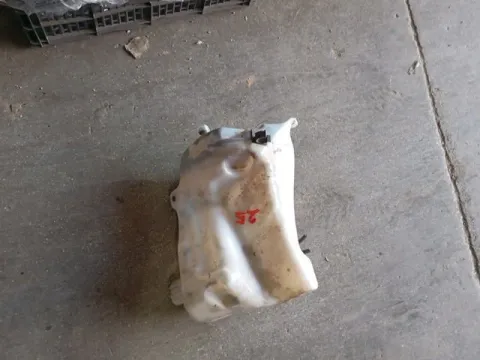 Δοχείο Υαλοκαθαριστήρων Με Μοτέρ για CITROEN C4 (2012- 2015) ( ) 