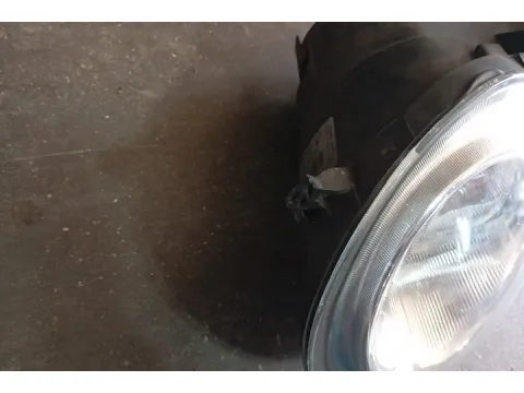 Φανάρι Εμπρός Αριστερό Σπασμένες Βάσεις  για VW POLO (2002 - 2005) (9N) Hatchback - 5dr , Hatchback - 3dr  - 