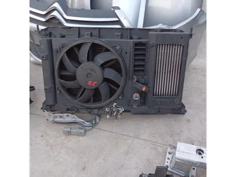 Μούρη (με καπό και φτερά) για CITROEN C4 (2012- 2015) *Γ* - 