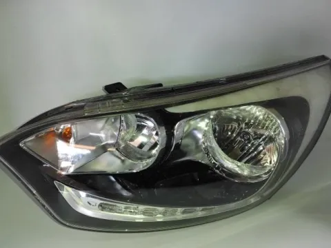 Φανάρι Εμπρός Αριστερό LED για KIA RIO (2012- 2015) 