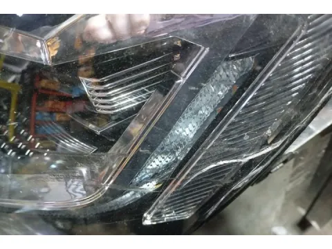 Φανάρι Εμπρός Αριστερό Xenon Ραγισμένο και Σπασμένη Βάση για VW GOLF (2013 - 2016) Mk7 (5G) Hatchback - 5dr Sportsvan , Hatchback - 3dr  - 