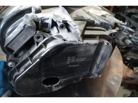 Φανάρι Εμπρός Αριστερό Xenon Ραγισμένο και Σπασμένη Βάση για VW GOLF (2013 - 2016) Mk7 (5G) Hatchback - 5dr Sportsvan , Hatchback - 3dr  - 