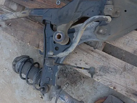 Ψαλίδι Εμπρός Αριστερό για CHEVROLET - DAEWOO KALOS (2003 - 2004) (T200) 1200 F12S3 petrol 72 (B12S1) *ΔΒ* Italy 