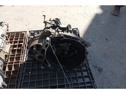 Κιβώτιο Ταχυτήτων (Σασμάν) Χειροκίνητο ( Για ανταλλακτικά )   για VOLVO C30 (2007 - 2010) , S40 (2004 - 2007) (MS) , (2008 - ) (MS)   ( Νέα Γενιά )  *ΠΑΛΕΤΑ 64* - 