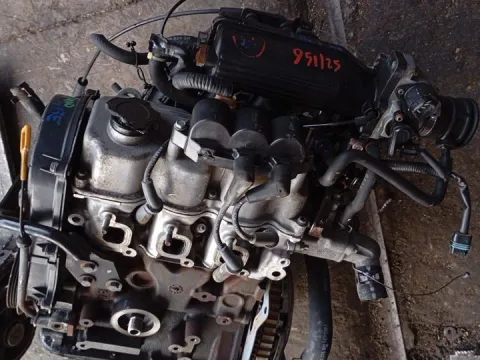 Κινητήρας Κορμός - Καπάκι F8CV για CHEVROLET - DAEWOO MATIZ (2001 - 2005) (M150) 800 F8CV petrol 52 Italy