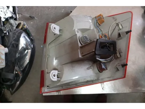 Φανάρι Πίσω Αριστερό Ελαττωματικό για SKODA OCTAVIA (2014 - 2017) S-Wagon - 5dr  - 