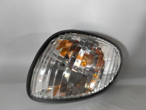 Φλας Εμπρός Αριστερό για TOYOTA COROLLA (2000 - 2002) (ZE111)