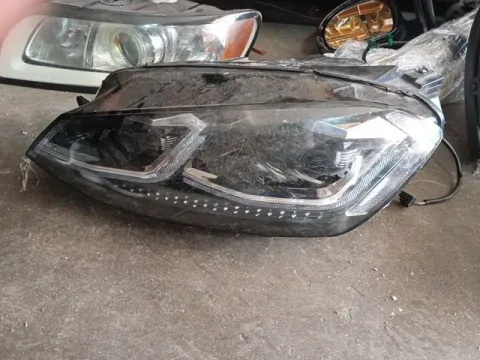 Φανάρι Εμπρός Αριστερό Xenon για VW GOLF (2013 - 2016) Mk7 (5G) F/L