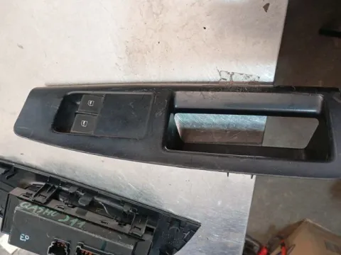 Διακόπτης Παραθύρων Κεντρικός Αριστερής 2πλός 4pin για VW POLO (2002 - 2005) (9N) Hatchback - 5dr 