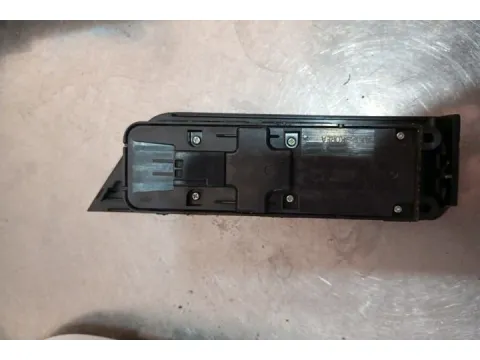 Διακόπτης Παραθύρων Κεντρικός Αριστερής 4πλός 3pin  για LANDROVER RANGE ROVER EVOQUE ( 2012 - 2018 ) (L538) SUV - ΕΚΤΟΣ ΔΡΟΜΟΥ - 5dr 2000cc Diesel (204DTD) 180hp 16v  - 