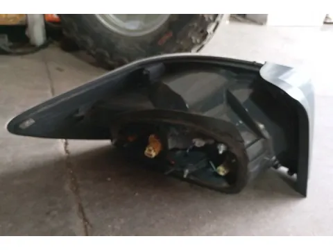 Φανάρι Πίσω Δεξί Ελαττωματικό για MAZDA CX-7 (2007 - 2010) (ER) SUV- ΕΚΤΟΣ ΔΡΟΜΟΥ  - 