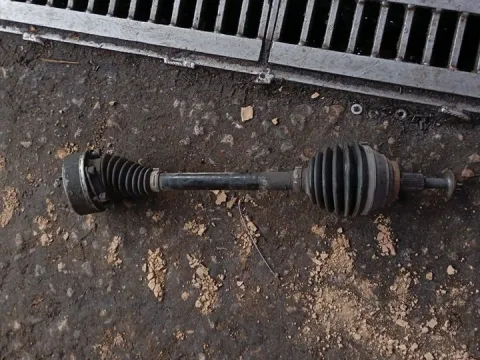 Ημιαξόνιο Εμπρός Αριστερό για VW PASSAT (2011 - 2014) (B7) Italy