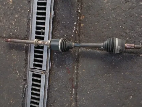 Ημιαξόνιο Εμπρός Δεξί Αυτόματο για LANDROVER FREELANDER (2007 - 2011) (FA) 2200 Diesel 152 TD4 Italy