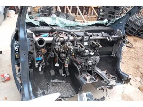 Μούρη (με καπό και φτερά) Με Μηχανή K9K626 και Σασμάν για DACIA DOKKER (2014 - ) *Π* - 