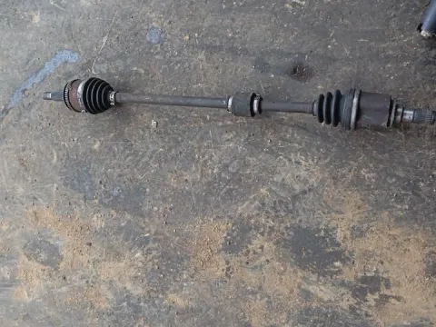 Ημιαξόνιο Εμπρός Δεξί Με ABS για HYUNDAI i10 (2008 - 2011) 1100 G4HG petrol 67 Italy