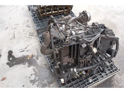 Κινητήρας Κορμός - Καπάκι  ( Για Ανταλλακτικά ) για TOYOTA IQ (2009 - ) ( 1KR ) 1000 (1KR-FE) petrol 68 (KGJ10)   ( Νέα Γενιά ) *ΠΑΛΕΤΑ 533* - 