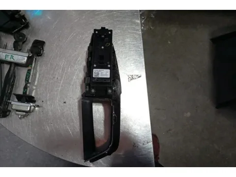 Διακόπτης Παραθύρων Κεντρικός Αριστερής 3pin  για FORD FIESTA (2012 - 2017) Mk7  - 