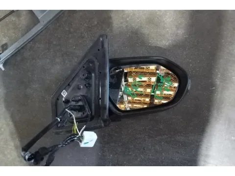 Καθρέπτης Εξωτερικός Δεξιός Ηλεκτρικός Θερμαινόμενος Με Φλας 8pin Με Ελαττωματική Φίσα Χωρίς Καπάκι για TOYOTA YARIS (2020 - ) (XP210) 