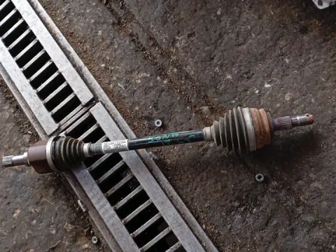 Ημιαξόνιο Εμπρός Αριστερό για CITROEN C4 (2020 - ) F-L 1200 (HN05) 12V Turbo 110hp Petrol Italy