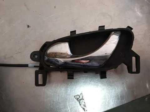 Πετούγια Πόρτας Εσωτερική Εμπρός Αριστερή για NISSAN QASHQAI (2014 - 2017) ( J11 ) SUV - ΕΚΤΟΣ ΔΡΟΜΟΥ - 5dr , RENAULT KADJAR (2016 - ) SUV- ΕΚΤΟΣ ΔΡΟΜΟΥ - 5dr 