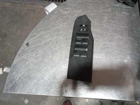 Διακόπτης Παραθύρων Κεντρικός Αριστερής 4πλός 15pin για TOYOTA AURIS (2013 - 2015) 