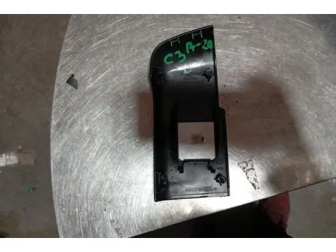 Διακόπτης Παραθύρων Κεντρικός Αριστερής 2πλός 6pin για CITROEN C3 (2017 - 2020)  - 