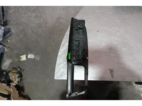 Διακόπτης Παραθύρων Κεντρικός Αριστερής 2πλός 6+7pin για FORD TRANSIT CONNECT TOURNEO (2014 - ) , (2014 - 2022) GRAND , TRANSIT TOURNEO COURIER  - 