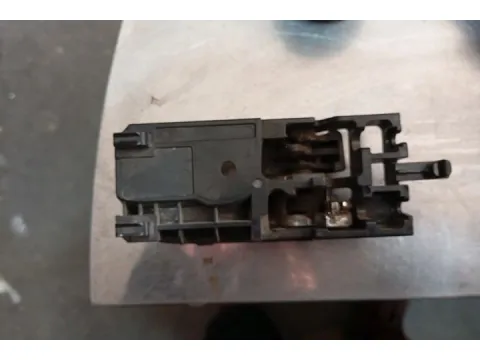 Πετούγια Πόρτας Εσωτερική Εμπρός Αριστερή για TOYOTA COROLLA VERSO (2001 - 2004) (E120)  - 