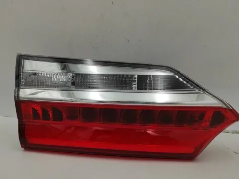 Φανάρι Πίσω Αριστερό Καπού LED για TOYOTA COROLLA (2016 - )