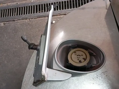 Καθρέπτης Εξωτερικός Δεξιός Μηχανικός Χωρίς Κρύσταλο για CITROEN C1 (2005 - 2008) (P) , PEUGEOT 107 (2006 - 2009) , TOYOTA AYGO (2005 - 2009) (B10) 