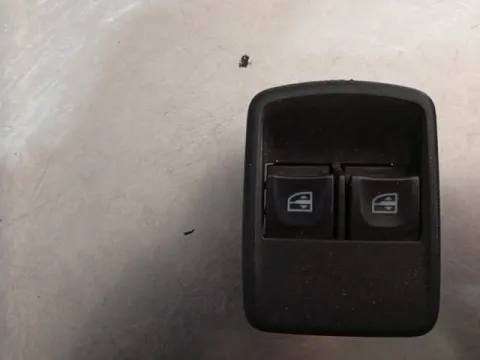 Διακόπτης Παραθύρων Κεντρικός Αριστερής 2πλός 7pin για DACIA DOKKER (2014 - ) 