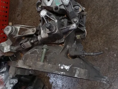 Κιβώτιο Ταχυτήτων (Σασμάν) Χειροκίνητο για OPEL COMBO (2004 - 2006) C 1300 (Z13DTJ) Diesel 75 CDTI 16 valve Italy
