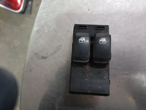 Διακόπτης Παραθύρων Κεντρικός Αριστερής 2πλός  8pin για HYUNDAI GETZ (2002 - 2005) (TB) 