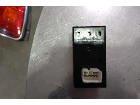 Διακόπτης Παραθύρων Κεντρικός Αριστερής 2πλός  8pin για HYUNDAI GETZ (2002 - 2005) (TB)  - 