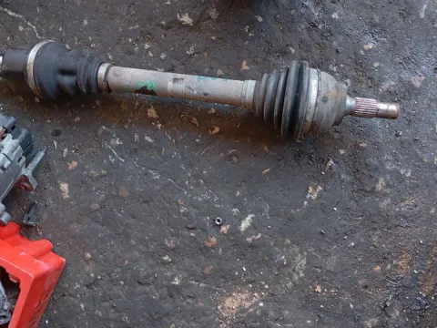 Ημιαξόνιο Εμπρός Αριστερό για CITROEN DS3 (2014 - 2018) 1600 (5F02) Petrol 155 THP 16V Italy