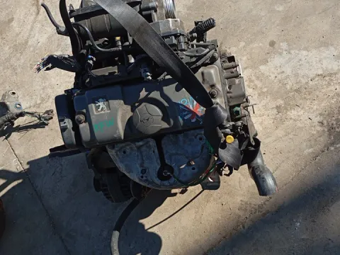 Κινητήρας Κορμός - Καπάκι KFW για PEUGEOT 206 (1998 - 2002) (2A) (2C) (T3E) 1400 (KFW) (KFX) Petrol 75 Italy