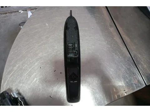 Διακόπτης Παραθύρων Κεντρικός Αριστερής 2πλός 16pin για CITROEN DS3 (2010 - 2014)  - 