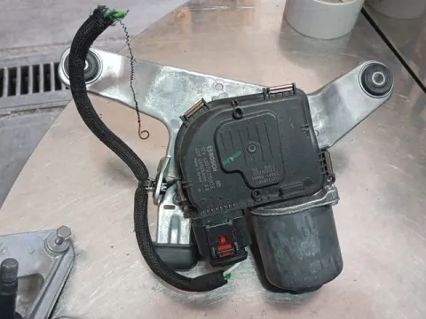 Μοτέρ Κίνησης Υαλοκαθαριστήρων Κομπλέ 1397226003 για PEUGEOT 308 (2021 - ) Hatchback - 5dr , OPEL ASTRA (2021 - ) L 