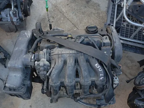 Κινητήρας Κορμός - Καπάκι KFU για PEUGEOT 206 (2002 - 2008) SW 1400 KFU (ET3J4) 88 16V Italy