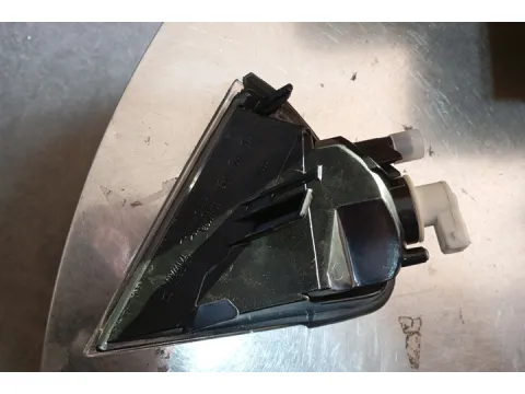 Φλας Εμπρός Δεξί Λευκό Ιμιτασιόν  για TOYOTA AVENSIS (2000 - 2003) (T220)  - 