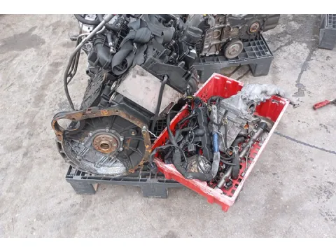 Κινητήρας Κορμός - Καπάκι ( Για Ανταλλακτικά ) ( Κολλημένη ) για MERCEDES E - CLASS (2006 - 2009) (W211) ( 64682130 ) Sedan - 4dr 2150 (OM 646.821) diesel 170 E 220 CDI ( Νέα Γενιά ) *ΠΑΛΕΤΑ 539* - 