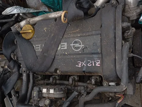 Κινητήρας Κορμός - Καπάκι Z12XE για OPEL CORSA (2000 - 2004) C 1200 (Z12XE) Petrol 75 Italy
