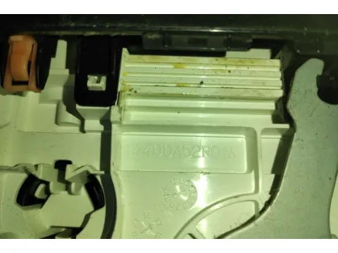 Χειριστήρια Καλοριφέρ 74400A52R0 για SUZUKI SWIFT (2017 - ) ()  - 