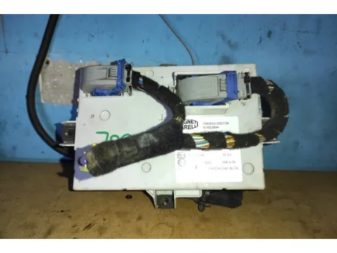 Ασφαλειοθήκη Μπαταρίας 51953894 για FIAT 500 (2012 - ) (L) MPV - ΠΟΛΥΜΟΡΦΙΚΑ - 5dr  - 