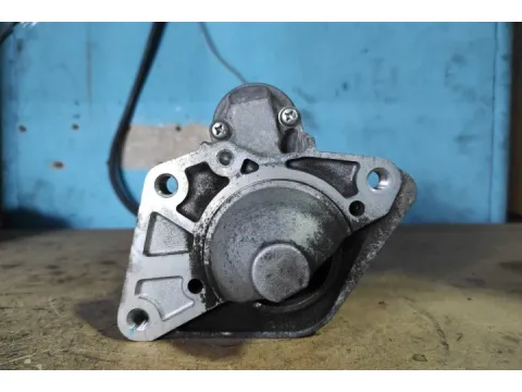 Μίζα 233003248R για RENAULT TRAFFIC (2014 -) Van  - 