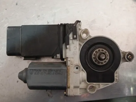 Γρύλος Παραθύρου Μοτερ Εμπρός Αριστερό 29pin 101387101 / 77460021 02/05040612 για VW GOLF (1998 - 2004) Mk4 (1J1) , SEAT LEON (1999 - 2005) (1MZ) , TOLEDO (1999 - 2005) (1M) 