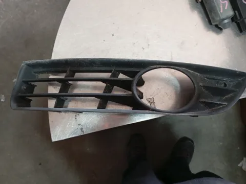 Δίχτυ Προφυλακτήρα Εμπρός Αριστερό Με Προβολέα 3C0853665Aγια VW PASSAT (2005 - 2011) (3C2) Sedan - 4dr 